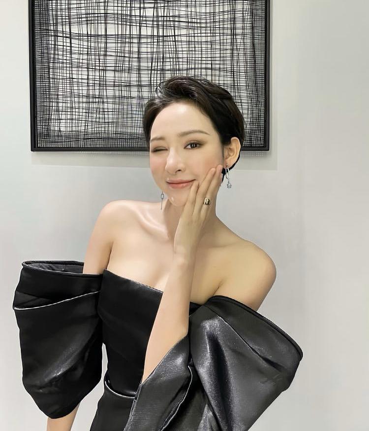 4 mỹ nhân Việt xứng danh đại sứ giãn cách mùa dịch-7