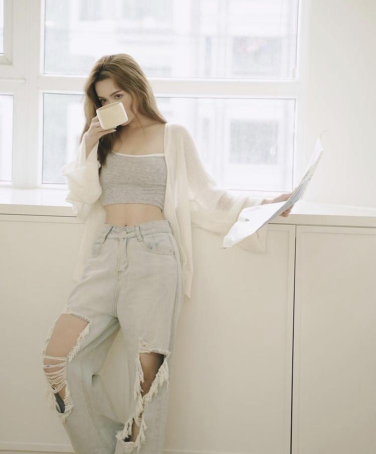 4 mỹ nhân Việt xứng danh đại sứ giãn cách mùa dịch-11