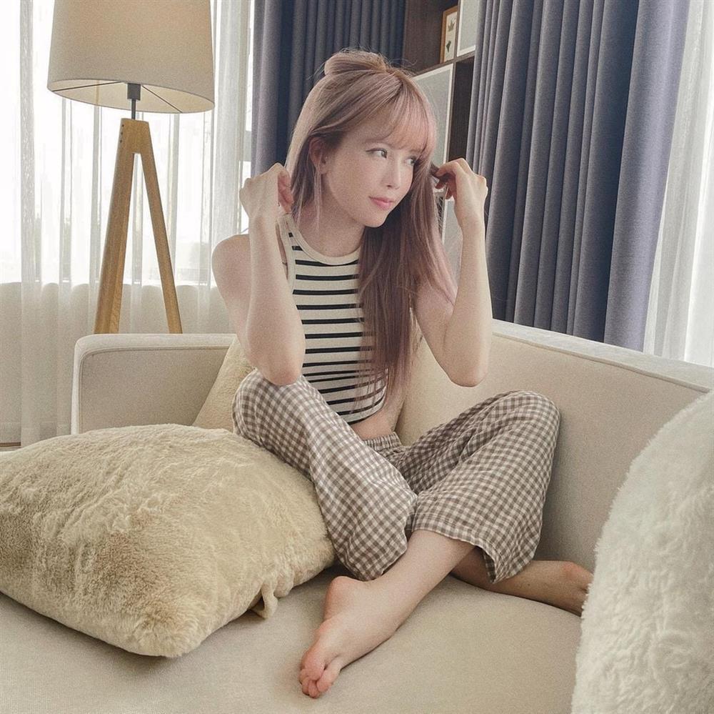 4 mỹ nhân Việt xứng danh đại sứ giãn cách mùa dịch-10