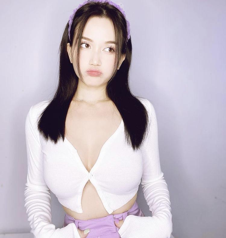 4 mỹ nhân Việt xứng danh đại sứ giãn cách mùa dịch-13