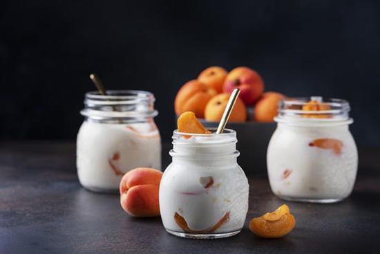 Mẹo làm sữa chua thơm mịn không cần máy