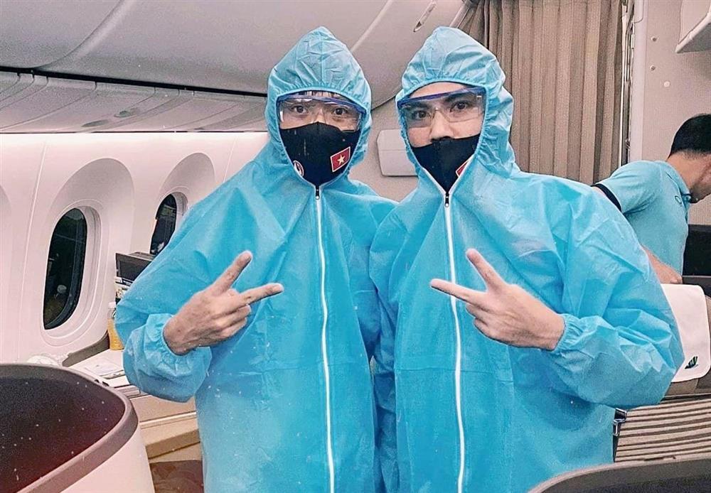 Hội cầu thủ hụt hẫng, nhớ gia đình khi tiếp tục cách ly-1