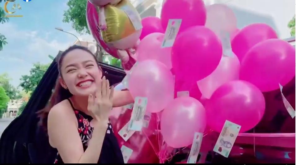 Minh Hằng bị chỉ trích vì tiệc sinh nhật chả có gì, chỉ có tiền-2