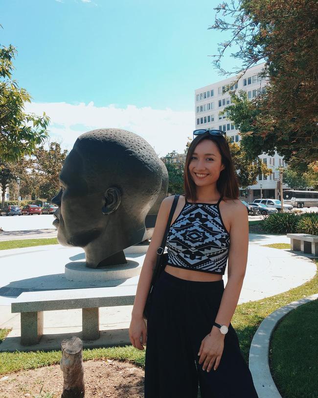 Anna Trương: Sexy gấp rưỡi em gái, lên đồ bốc lửa khoe dáng hót họt-10