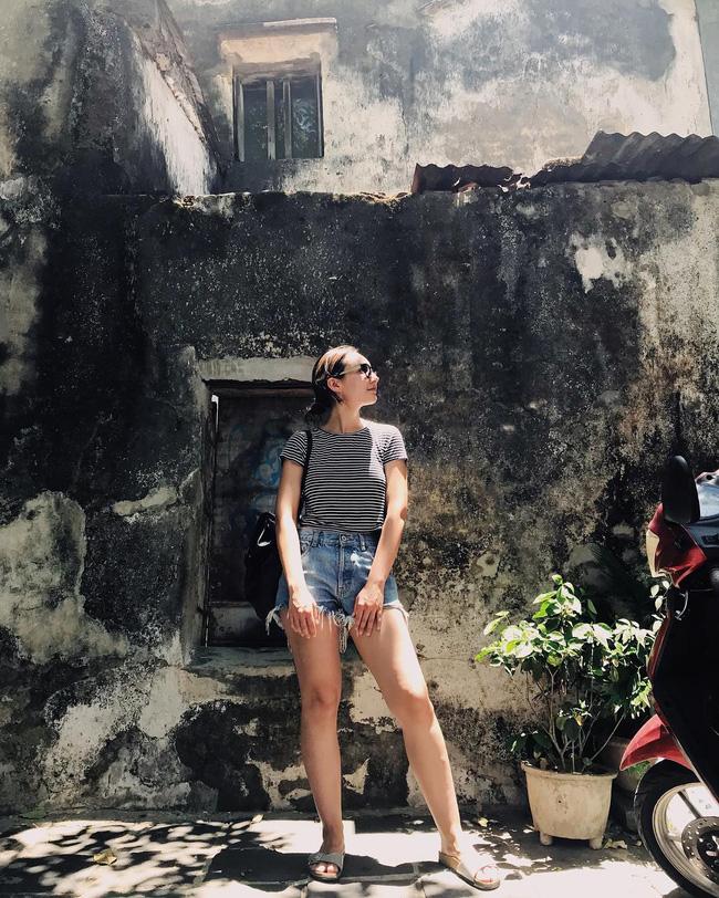 Anna Trương: Sexy gấp rưỡi em gái, lên đồ bốc lửa khoe dáng hót họt-9