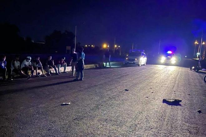 Hàng chục học sinh, thiếu niên mang bom xăng để hỗn chiến-2