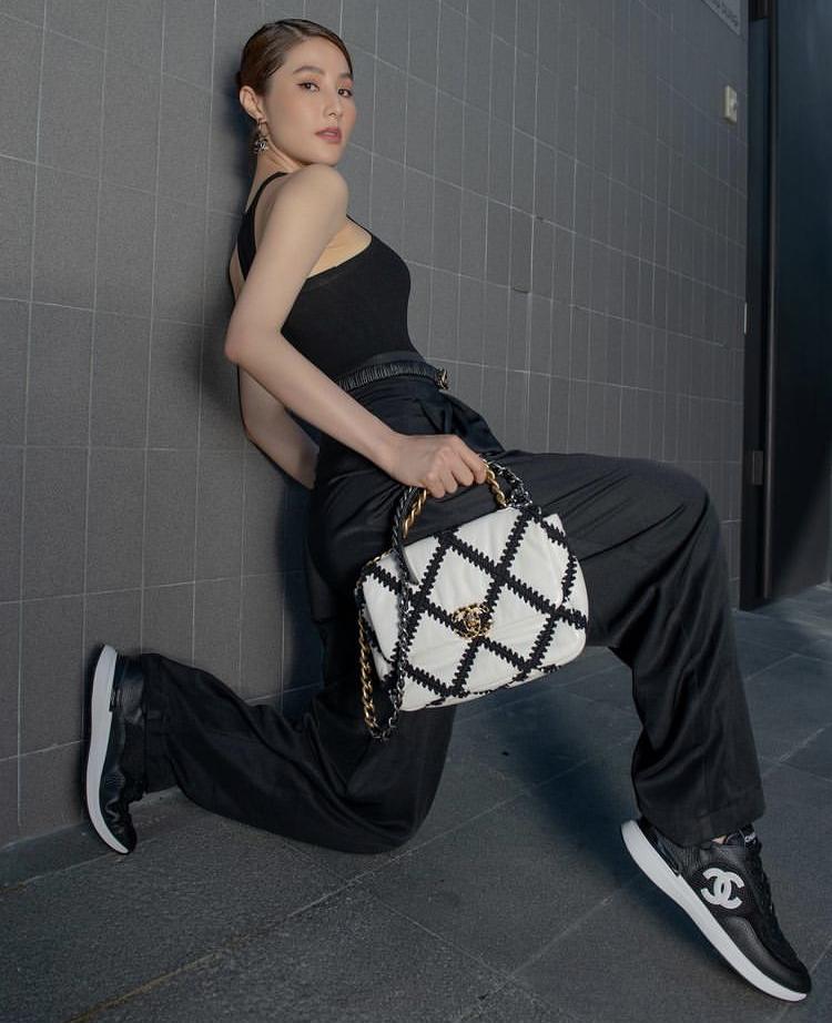 Sao Việt sắm hàng hiệu rần rần dù dịch bệnh khó khăn-8