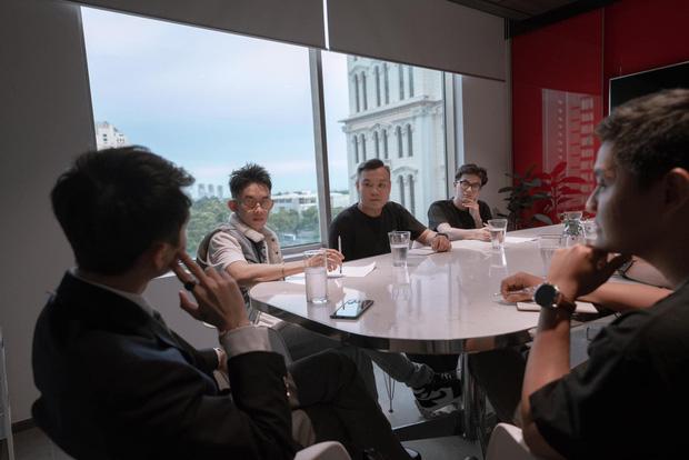 Kay Trần comeback, Sơn Tùng có nhúng tay mà sao nhạt như nước ốc!-3