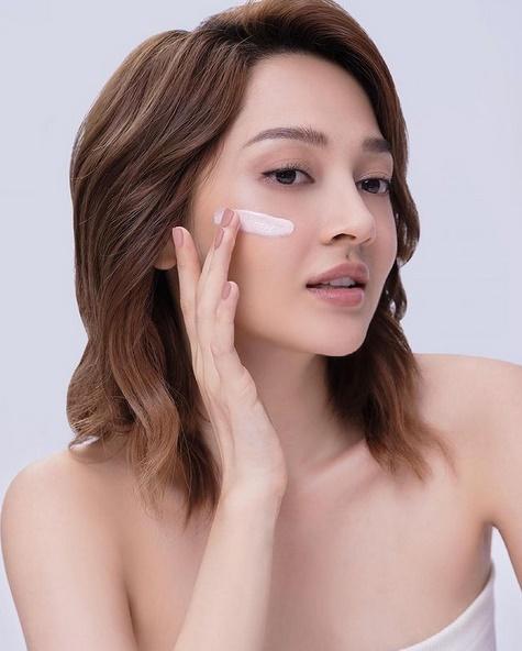 Mũi khoằm như phù thủy, Bảo Anh khẳng định không dao kéo-6