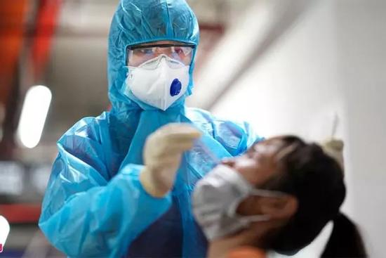 Sau 6 giờ, TP.HCM ghi nhận thêm 65 người mắc Covid-19