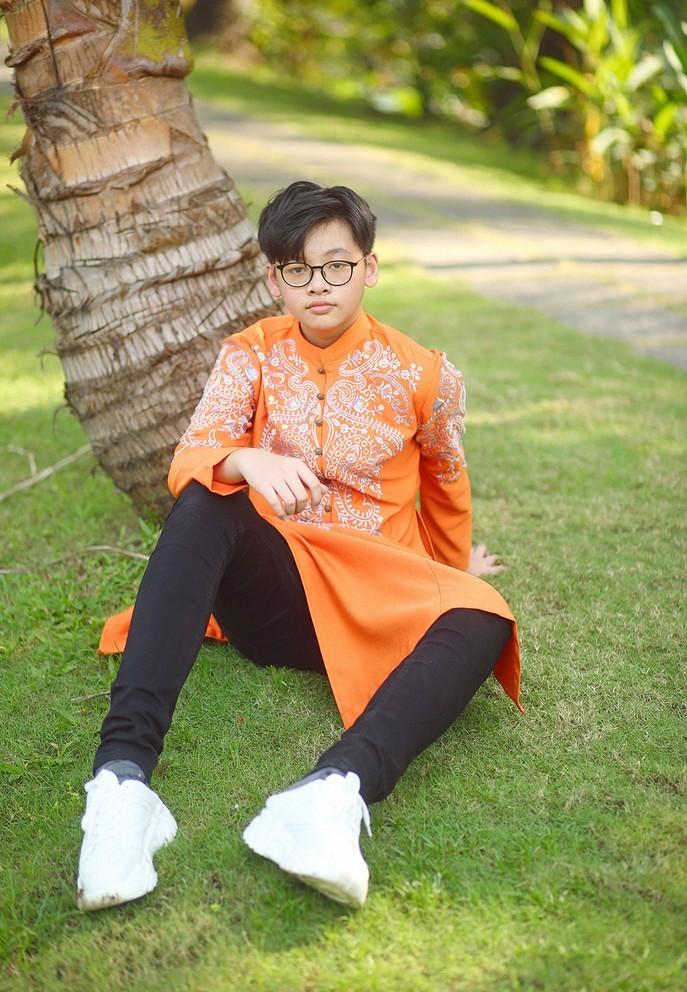 Quý tử nhà Lệ Quyên - Jennifer Phạm trổ mã điển trai, style chất lừ-17