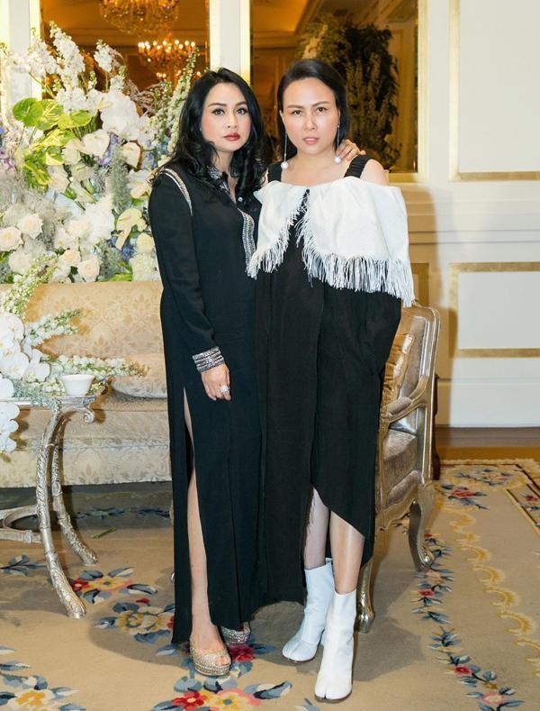 Khi được hỏi về mối quan hệ với Phượng Chanel, Thanh Lam cũng khẳng định hai người như chị em, thường xuyên đi ăn, đi chơi, chia sẻ mọi vui buồn.