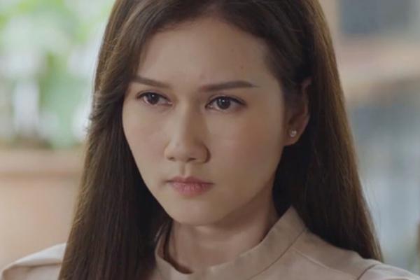 Tuyết lươn sắp bị nghiệp quật trong Mùa Hoa Tìm Lại