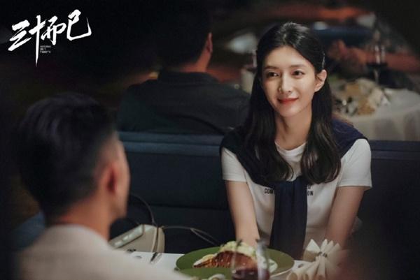 Bộ ba 30 Chưa Phải Là Hết: Hóa ra cả ba nữ diễn viên đều là con nhà người ta chính hiệu với thành tích học tập khủng-3