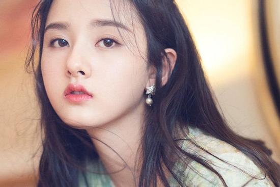 Phụ nữ 2 thứ này to, 3 thứ này nhỏ sống trong nhung lụa