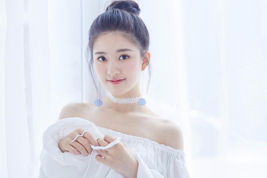 Ngày sinh Âm lịch kết thúc bằng số này, sau tuổi trung niên tài danh rực sáng-1