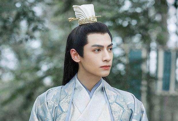 La Vân Hi chỉ còn da bọc xương, xuống sắc nhận không ra-7