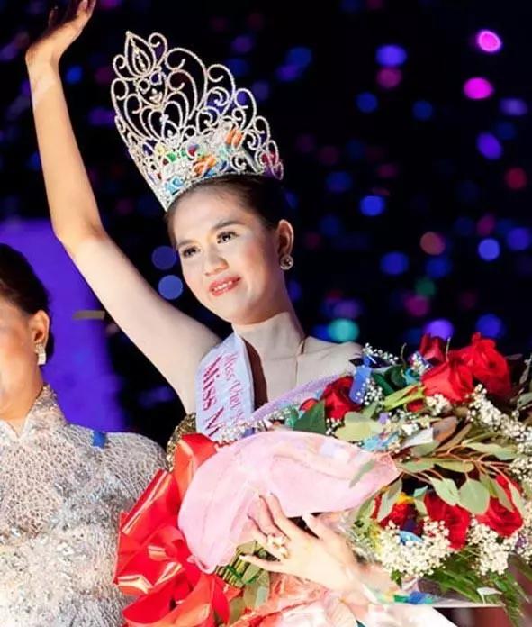 Khánh My đá xéo mẫu nội y sống ảo, Ngọc Trinh cớ gì bị réo tên?-4