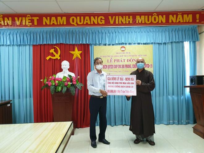 Công khai số tiền loạt sao Vbiz ủng hộ Quỹ vaccine, ai cũng tra cứu được!-9