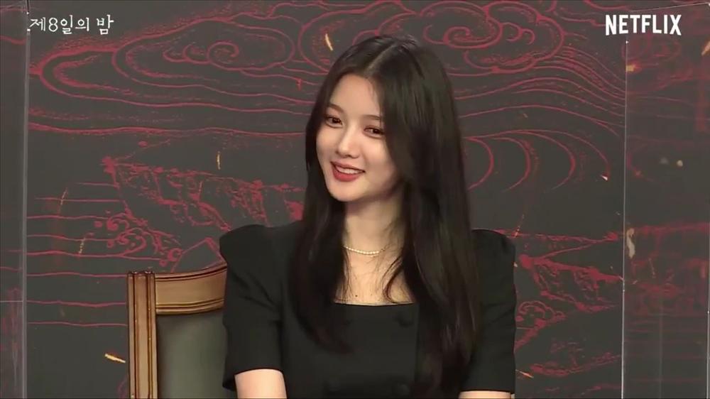 Sao nhí xinh nhất xứ Hàn Kim Yoo Jung lộ mặt vừa già vừa đơ-6