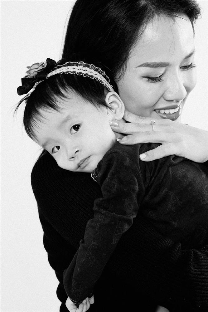 MC Thùy Dương lại cầm mic sau những ngày vắng bóng-2