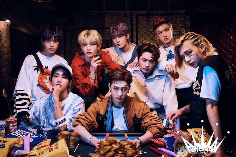 Stray Kids thông báo trở lại với album mới vào cuối tháng 8 với đội hình đầy đủ thành viên, bao gồm cả Hyunjin - người mới trở lại sau scandal.