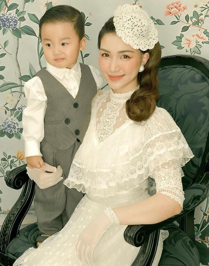 Hòa Minzy dằn mặt người đòi mượn chồng để sinh bé Bo thứ 2-1