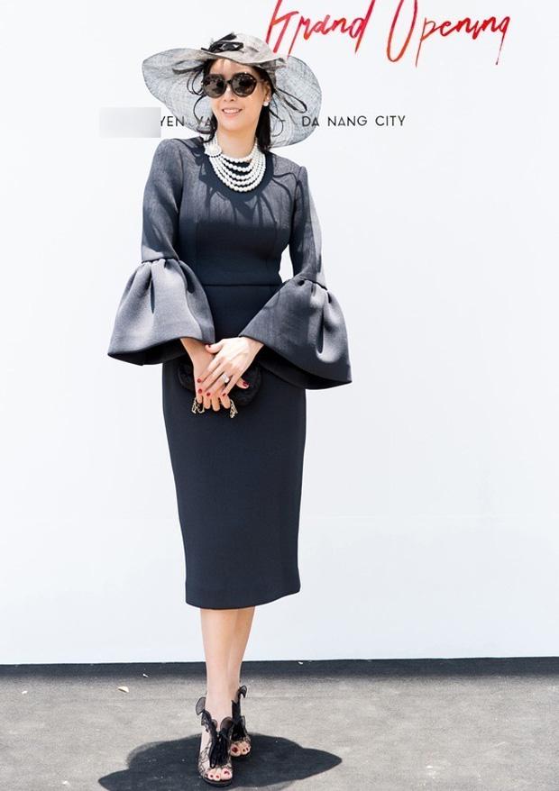 Hà Kiều Anh có gia thế khủng mà cũng không ít lần ăn mặc thảm họa-4