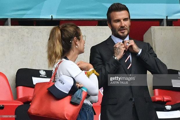 David Beckham U50 mà visual cực phẩm lấn át cả con trai-5