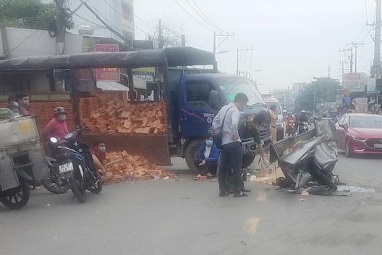 Tai nạn liên hoàn ở TP.HCM, 1 người thiệt mạng