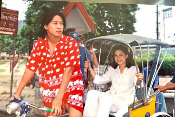 Thanh Thảo từng trốn học đi hát ở vũ trường, bà ngoại phải theo sát trông chừng-1