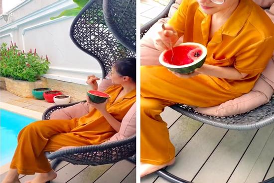 Hoa hậu đình đám bày cách ăn dưa hấu cho hội người lười nhả hột, dân mạng vỗ tay
