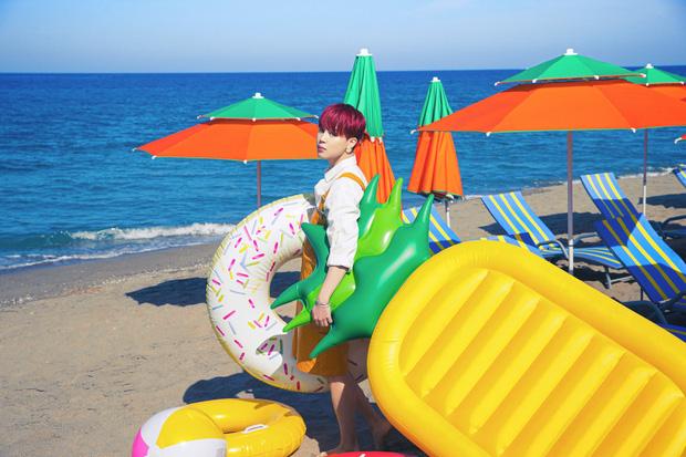 Xem teaser mới của BTS mà muốn lao ngay ra biển, Jungkook tóc tím mlem-6