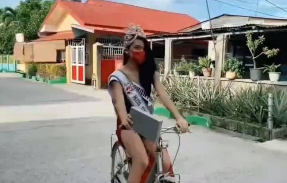 Hết hồn cảnh Hoa hậu Hoàn vũ đua xe đạp, nướng gà, rút tiền ATM-7