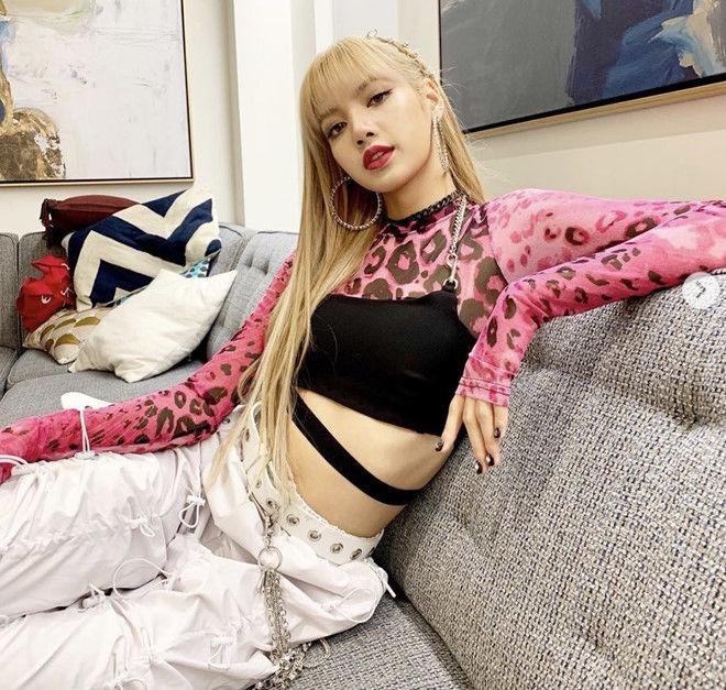 Ngọc Trinh, Đông Nhi diện mốt áo croptop đan dây gợi cảm hết nước chấm-14