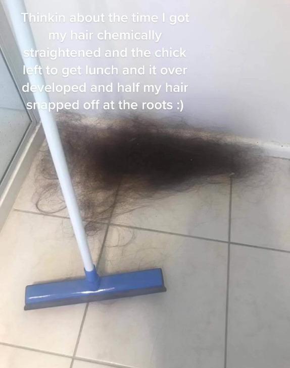 Cô gái rụng nửa bộ tóc vì đang duỗi ép dở mà thợ bận ăn trưa-4