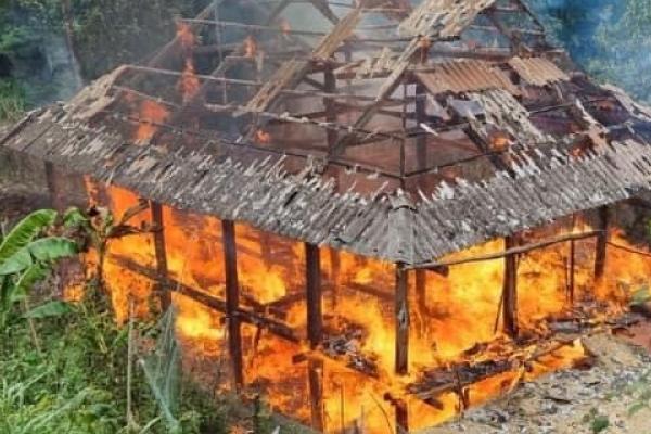 Chập nổ điện, ít nhất 4 người trong gia đình ở Hải Phòng tử vong-2