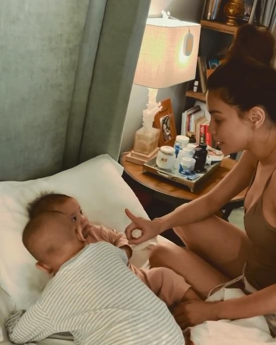 Leon cướp sữa Lisa, Hồ Ngọc Hà làm người phán xử, nói câu giật mình-2