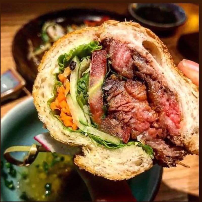 Bánh mì Việt có giá hơn 2 triệu đồng/ổ gây tranh cãi vì mất chất-6