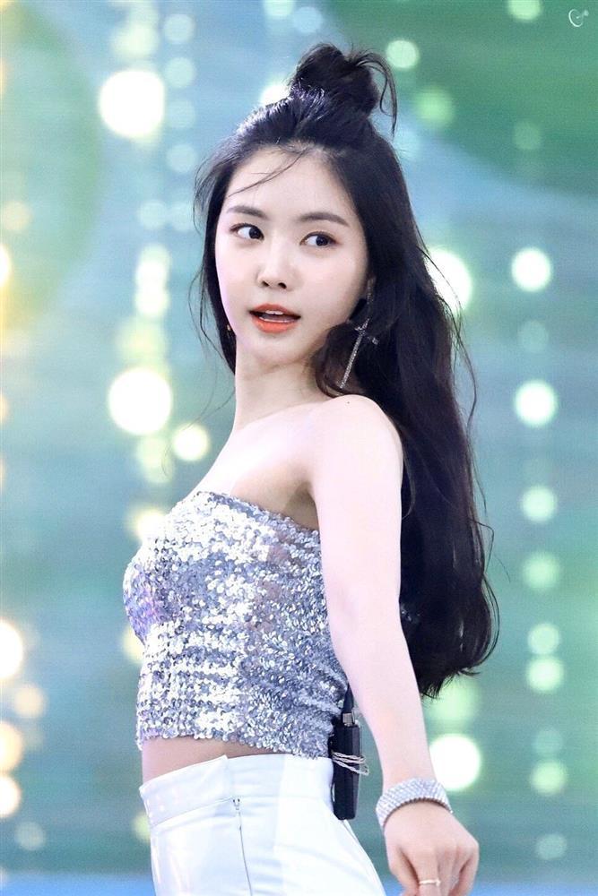 Mỹ nhân nào may mắn thành đôi với Bi Rain trong phim mới?-1