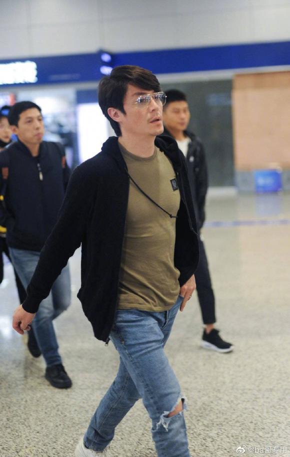 Từng bị chê ông chú bụng phệ, Hoắc Kiến Hoa hiện trẻ ra chục tuổi-3