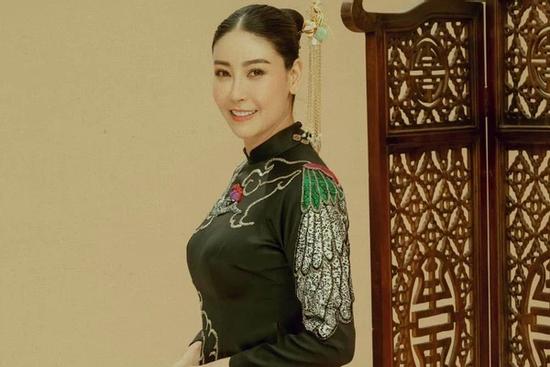 Hà Kiều Anh xin lỗi sau ồn ào gia thế 'công chúa đời thứ 7 triều Nguyễn'