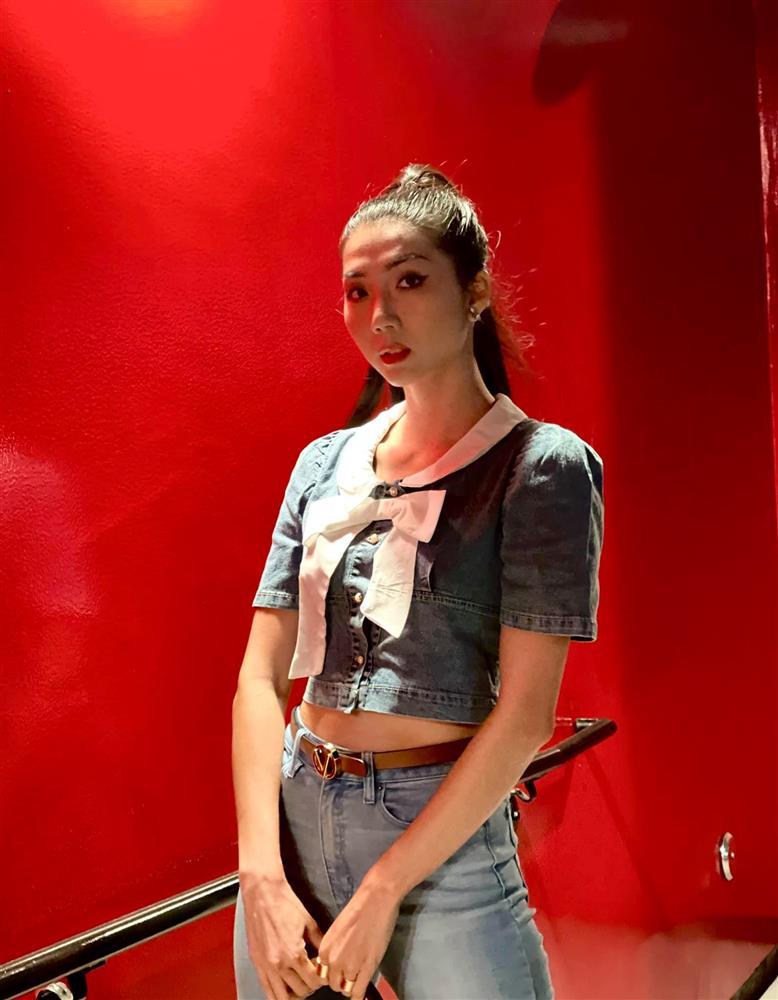 Dàn chân dài Việt xuất ngoại định cư không hẹn ngày trở lại-8