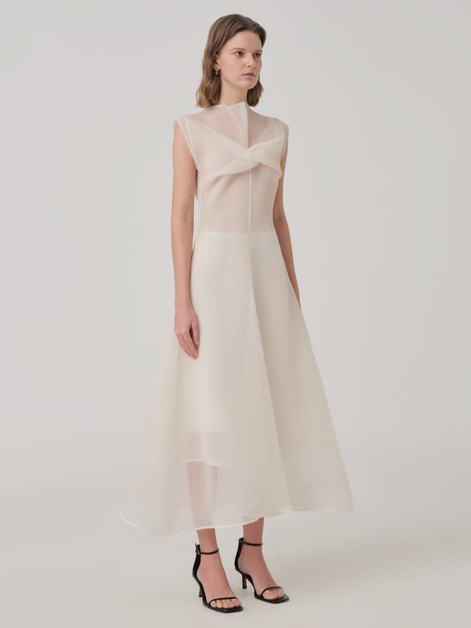 Hà Hồ diện đầm xuyên thấu, body phập phồng như trêu ngươi người nhìn-5