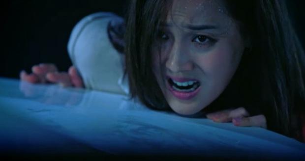 Fan Penthouse khóc cạn nước mắt vì Yoon Hee chết: Phim mất nhân tính!-2