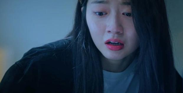 Fan Penthouse khóc cạn nước mắt vì Yoon Hee chết: Phim mất nhân tính!-4