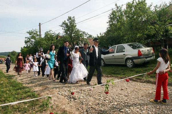 Muốn biết chồng yêu vợ nhiều hay ít, cứ nhìn anh ấy khi tan làm-4