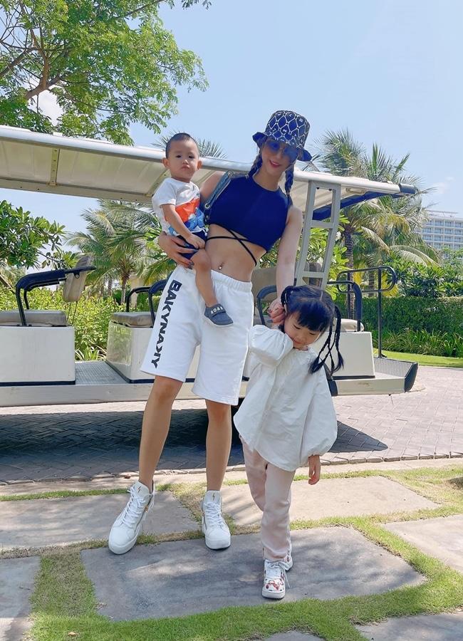 Cuộc sống của những người đẹp khỏa thân vì môi trường giờ ra sao?-4