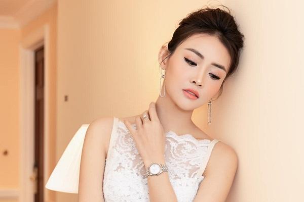 Á hậu tố mẹ nợ nần, tuyên bố coi như chết là ai?-11