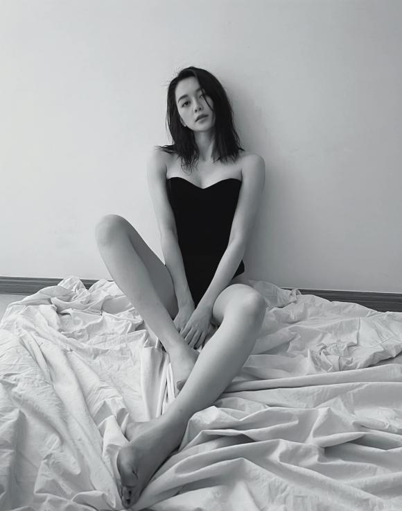 Mẹ Thiều Bảo Trang nói gì khi thấy con gái mặc đồ hở bạo?-1